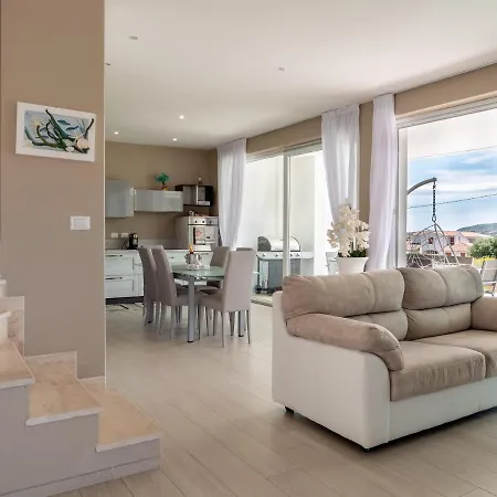 --eror K-- Tatil Evi Budoni